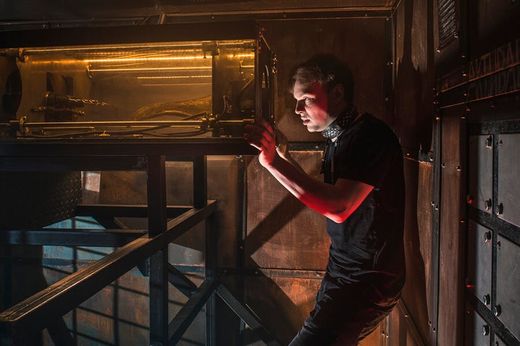 Multiple floors | The Saw 2